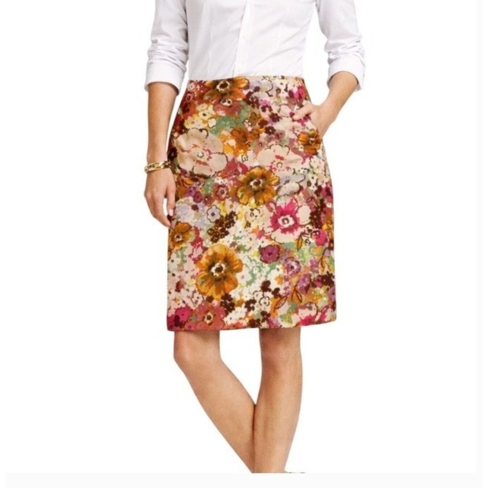 J. Crew Floral Print Stretch Pencil Skirt Women 2 Multicolor Beach Vacation Chic